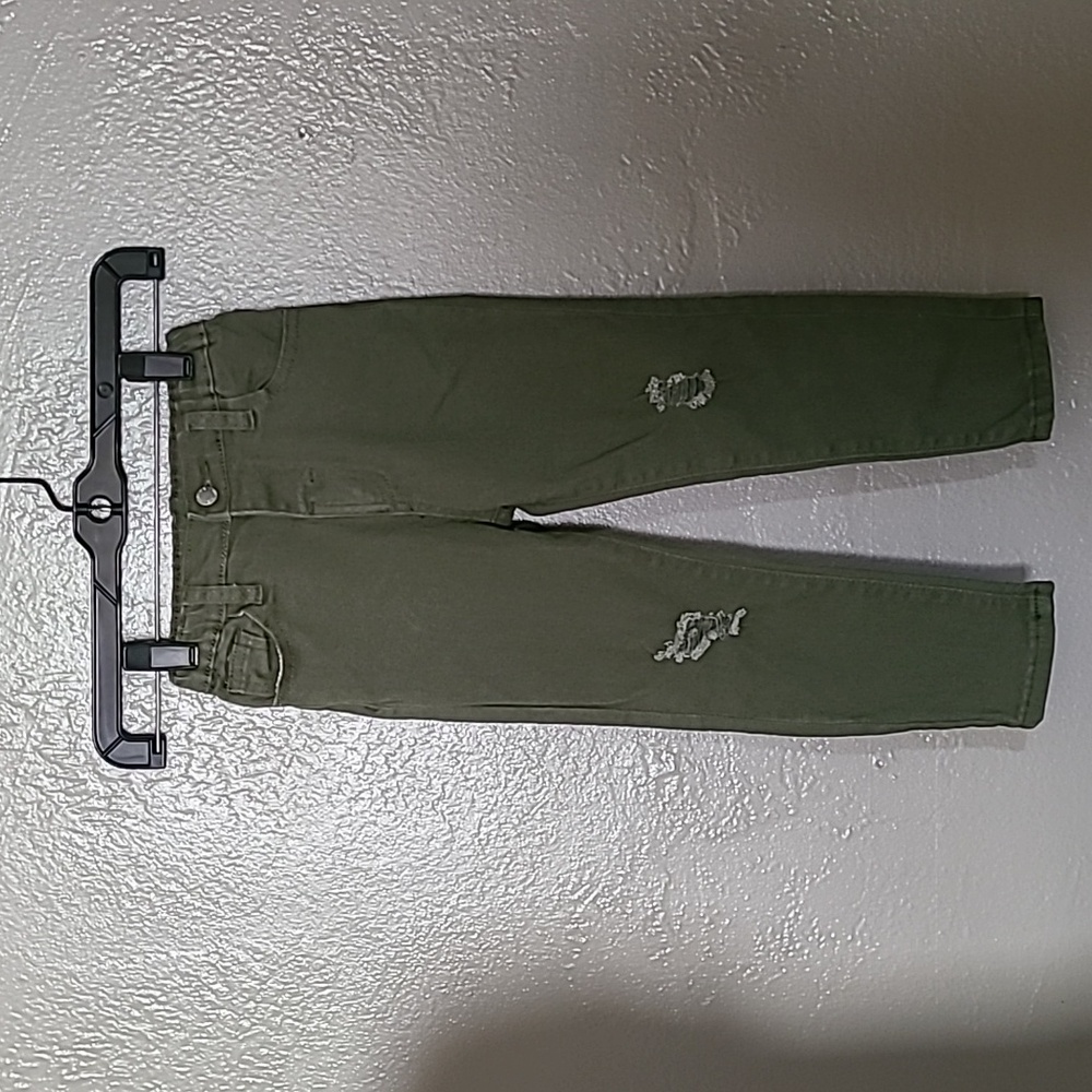 Shein Boys 5t Distressed Jeans olive green elastic waist - Picture 1 of 8